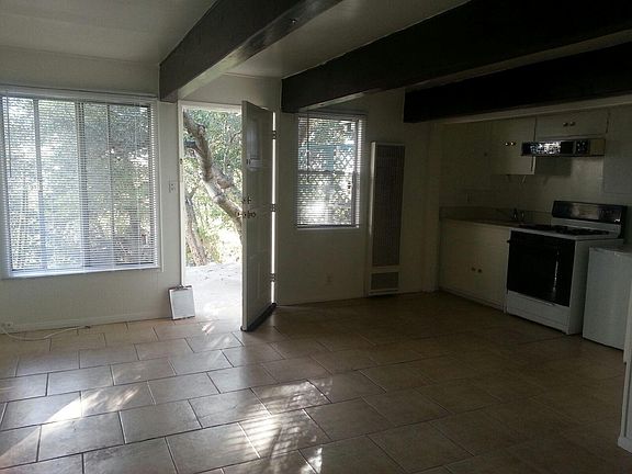 4th image of 548 Sturtevant Dr APT C