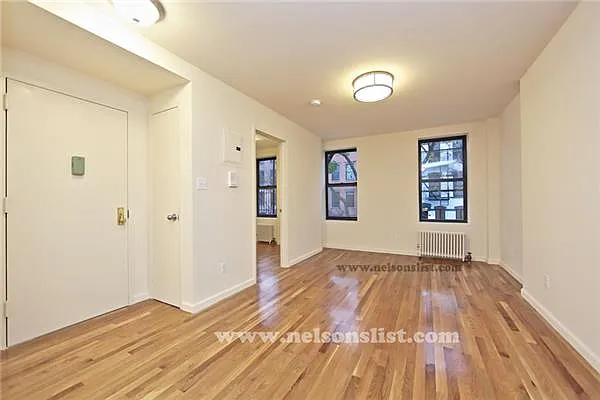 Rented by R New York | media 10