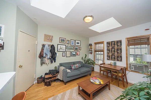 Rented by Voro NYC | media 3