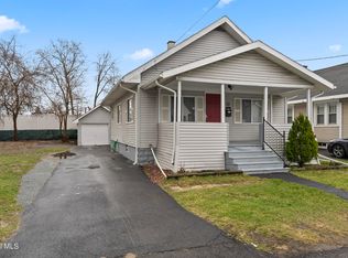 12 Arcadia Court, Colonie, NY 12205