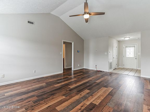 4th image of 85 Northcountry Dr
