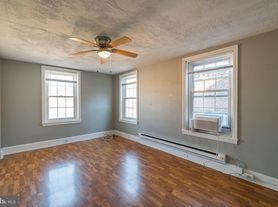 1933 Spring Garden St, Philadelphia, PA