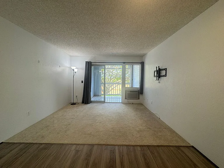 94-215 Lumiaina Pl #B203 — Photo 2