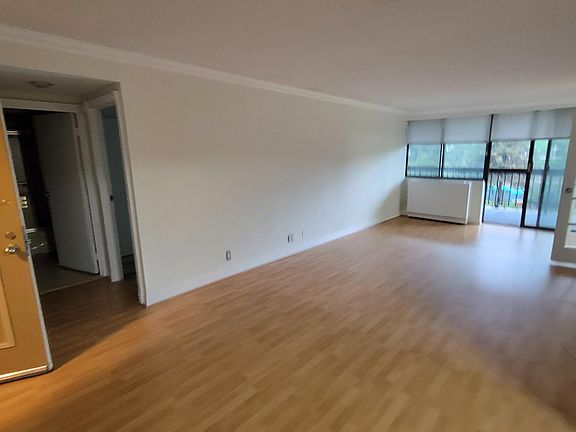 3rd image of 2 Bay Club Dr Suite 3