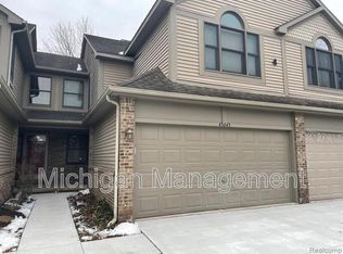 45245 Horseshoe Cir, Canton, MI 48187