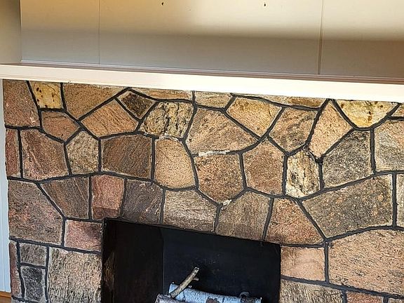 5th image of 61 Roxborough Rd