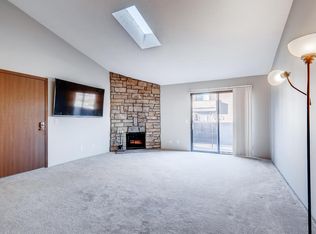 205 Wright St APT 301, Lakewood, CO 80228