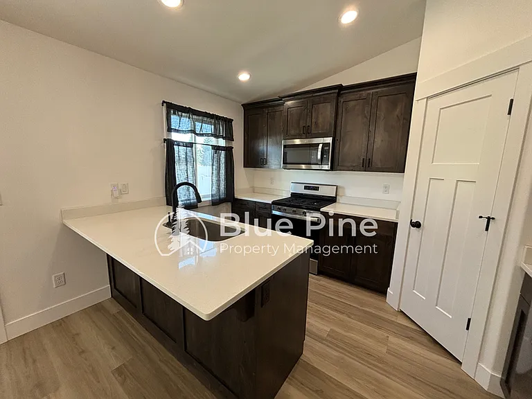 4403 E Hatch Hollow Ln — Photo 4