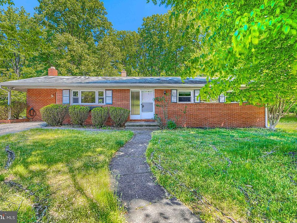 1st image of 3204 Timberfield Ln
