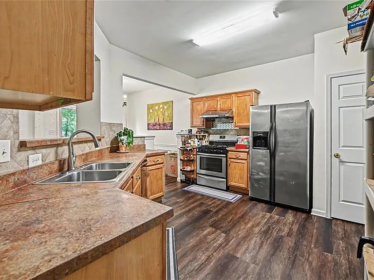 1357 Upshur Pl NE — Photo 3