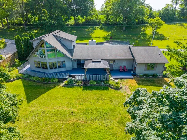 84 S Willow Haven Dr, Albion, IN 46701