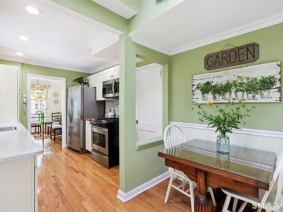5th image of 22 Concord Road