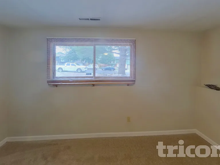 3310 Red Onion Cir — Photo 12