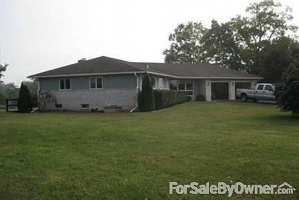2nd image of 42518 Saint Clair Ln
