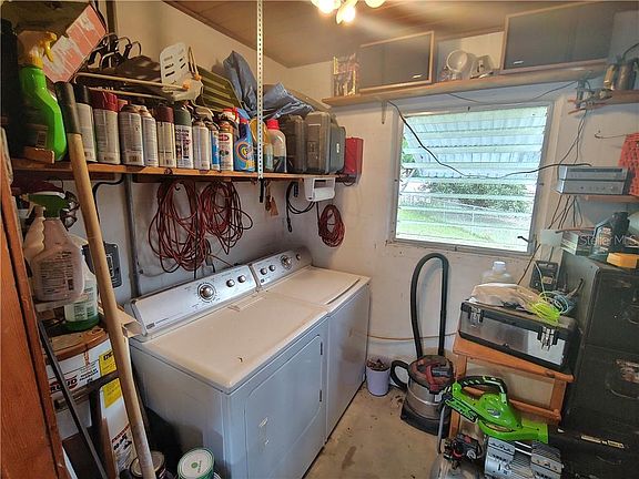 5th image of 1039 Highview Dr