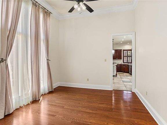 5th image of 421 E Honors Point Ct