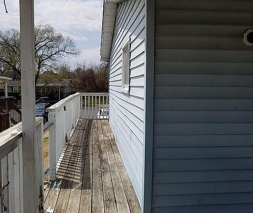 3rd image of 1804 Whiton Ct