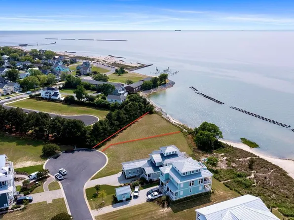 101 Sunset Blvd #31, Cape Charles, VA 23310