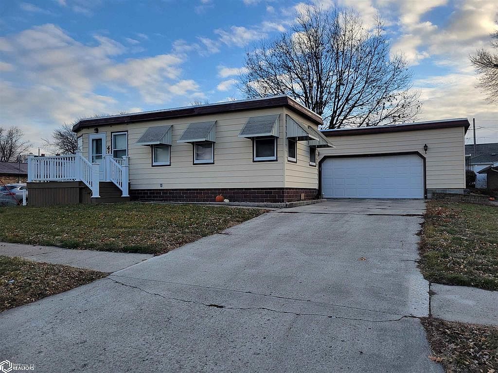 415 2nd St NW, Clarion, IA 50525 Zillow