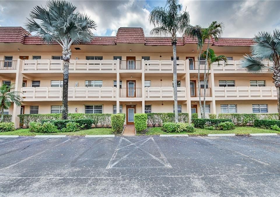 1st image of 14790 Bonaire Blvd APT 109