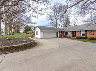 215 Shady Lane Dr, Bellefontaine, OH