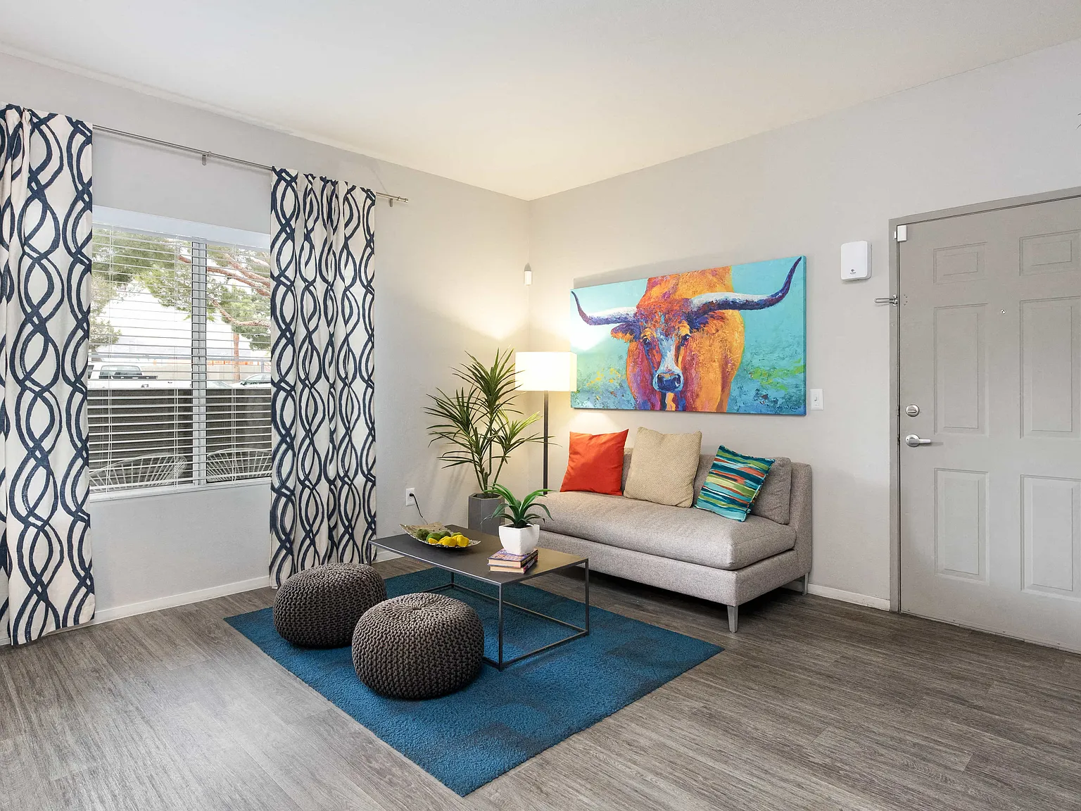 Ventana Canyon Apartments — Photo 3