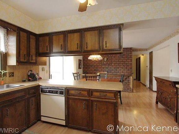 5th image of 1954 Fawnwood Dr SE