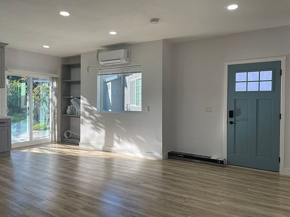 5th image of 3192 Welby Ct