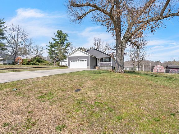 5th image of 156 Old Post Rd