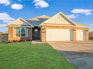 5500 SW Tea Olive Ln, Bentonville, AR 72713