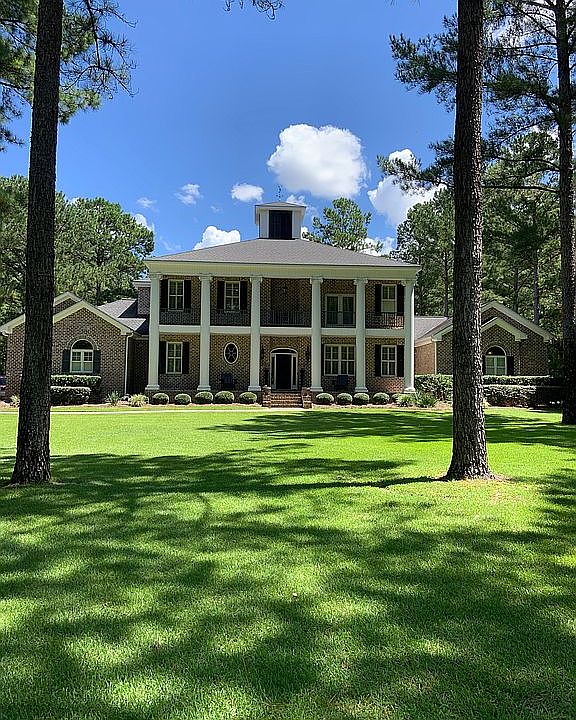 1st image of 1223 Plantation Cir