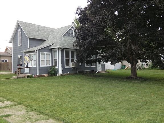 5th image of 410 E Ashland Ave