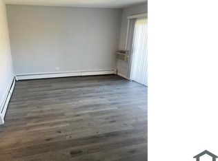 453 E 107th St #208, Chicago, IL 60628