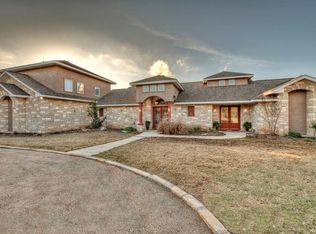 1800 Landmark Rd, Kerrville, TX 78028