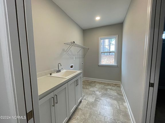 5th image of 43 S Nolan Park Drive