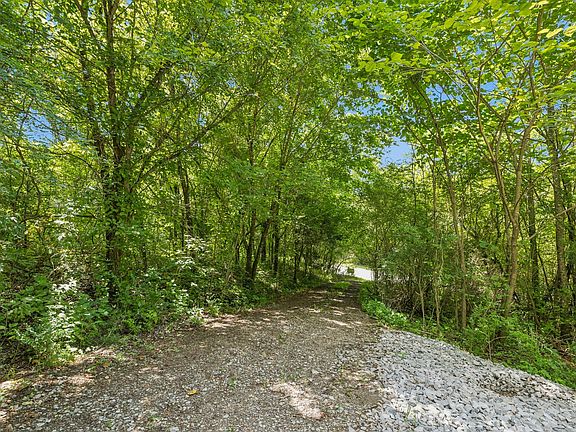 4th image of 0 Roberts Ridge