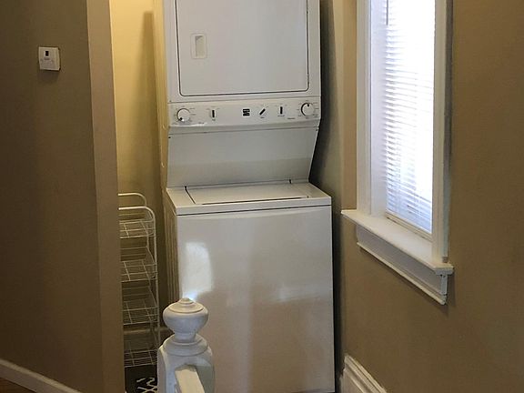 3rd image of 4210 Castleman Ave #B