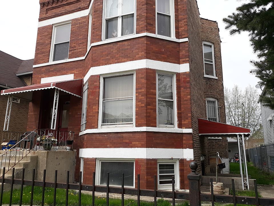 2nd image of 50 W 109th St
