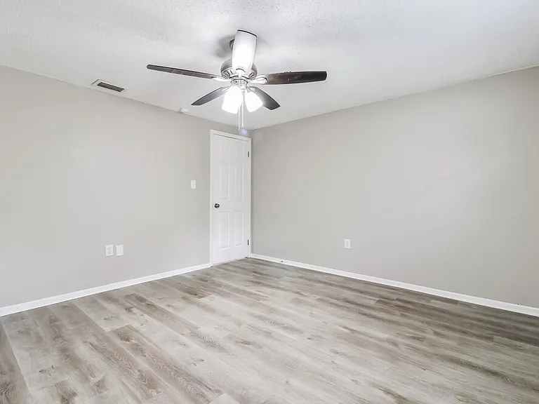 27084 Roper Rd — Photo 9