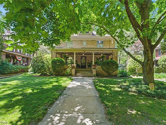 2nd image of 160 Oakdale Ave