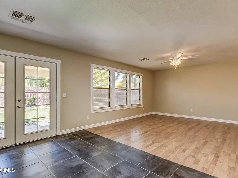 13478 W Young St — Photo 6