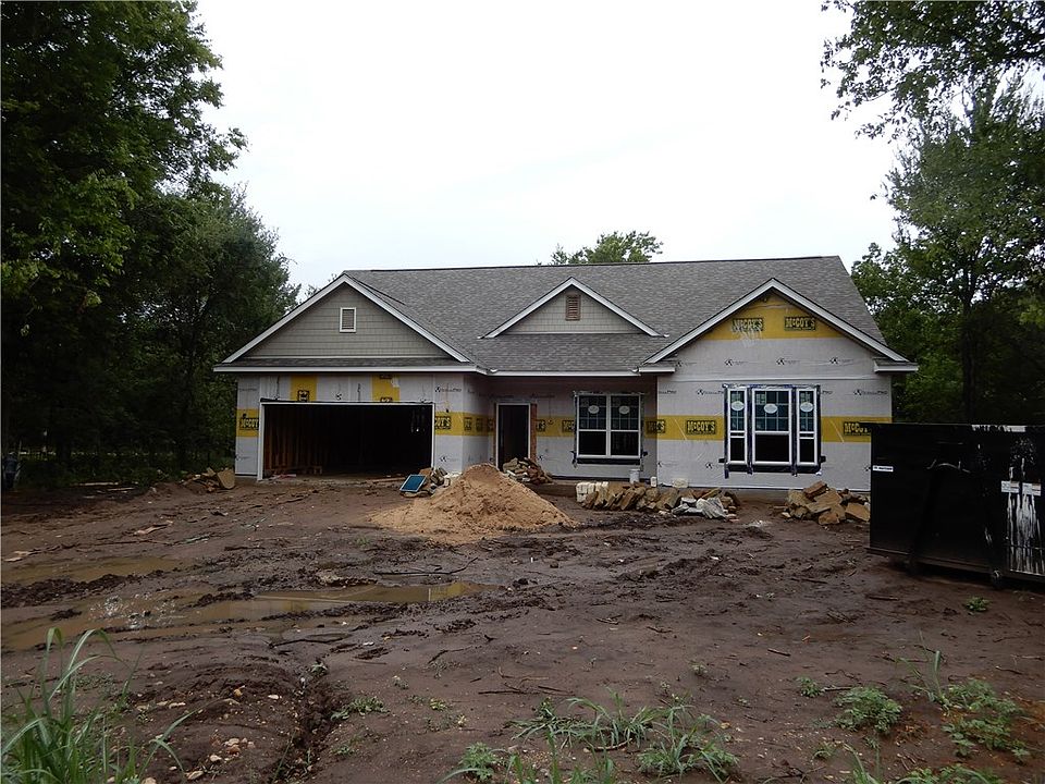 1st image of 395 Lamaloa Ln