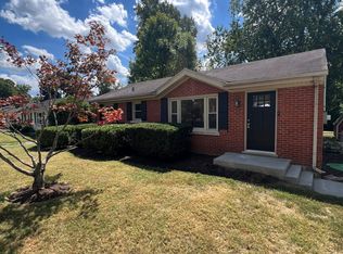 620 Nakomi Dr, Lexington, KY 40503