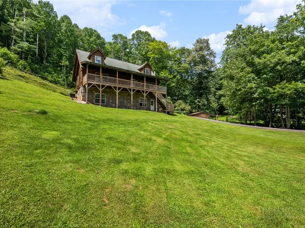 2717 Meat Camp Road, Boone, NC 28607