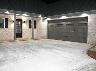 154 Walker Bottom Rd, Meridian, MS 39301