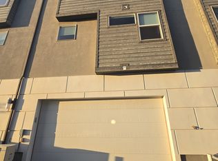 7738 S Rooftop Dr, Midvale, UT 84047