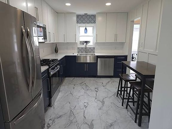 4th image of 339 E 329th St