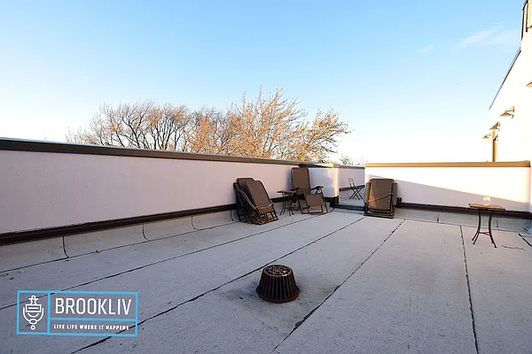 Rented by null | media 50