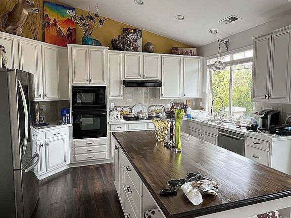 3rd image of 5965 Ingleston Dr