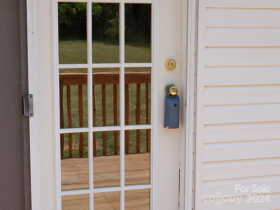 2nd image of 121 Broad Meadow Dr